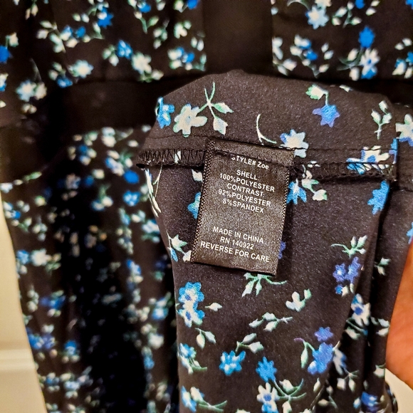 Like Mynded Blue Black Floral Sheer Panel Dress - Picture 3 of 4